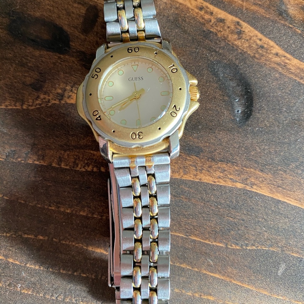 Beautiful Guess Watch